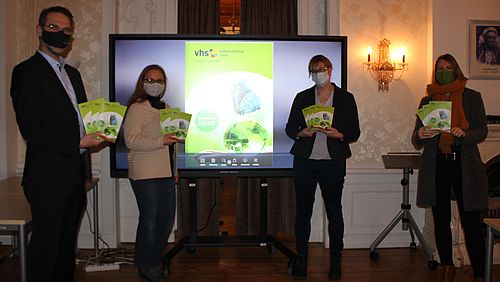 Jetzt auch zum Online-Durchblättern: Das neue VHS-Programm ist da- heide.de