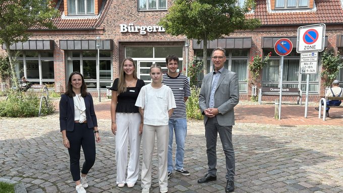 Foto von der Begrüßung der neuen Auszubildenden. 